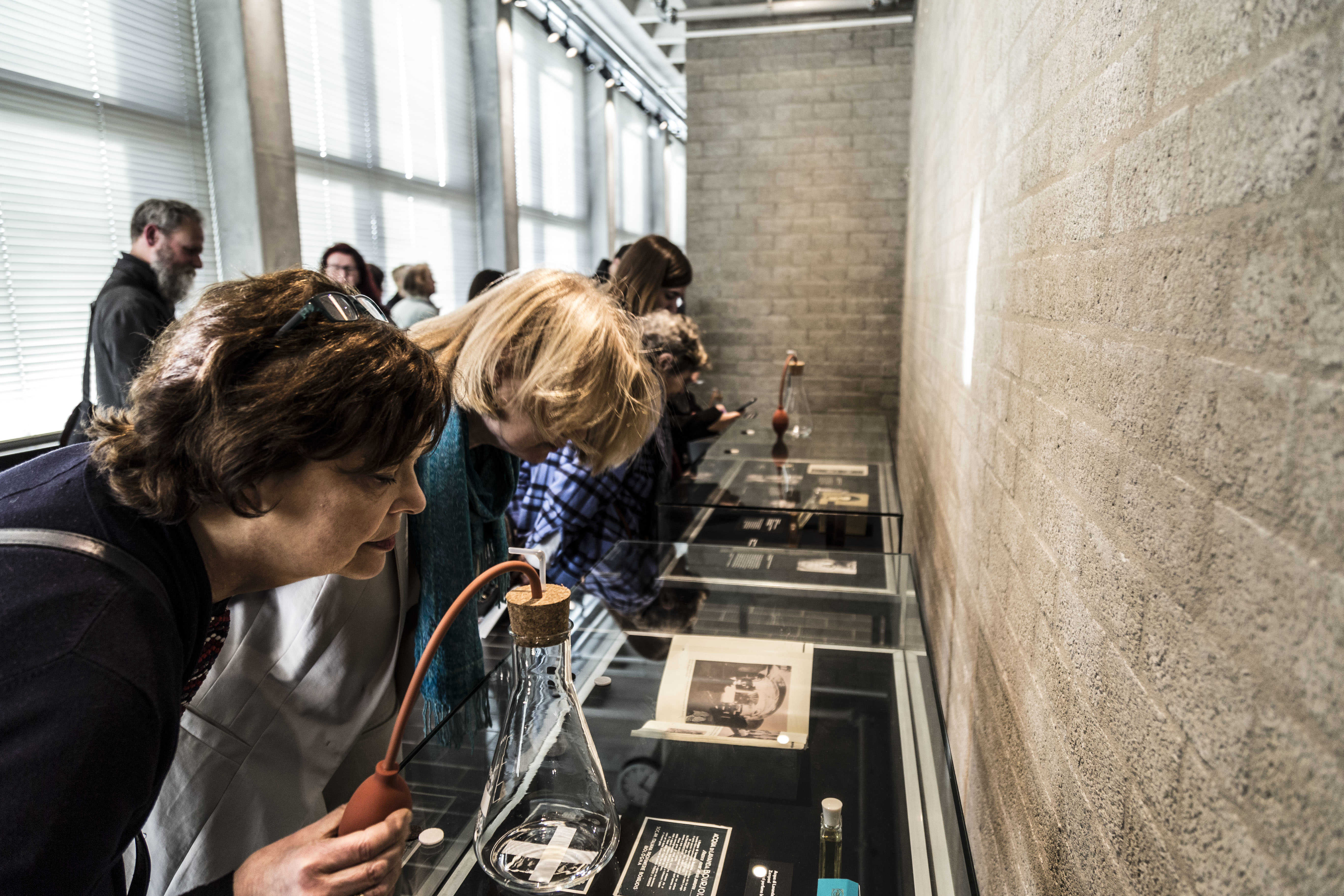 A must-smell exhibition at VU - Mediamatic